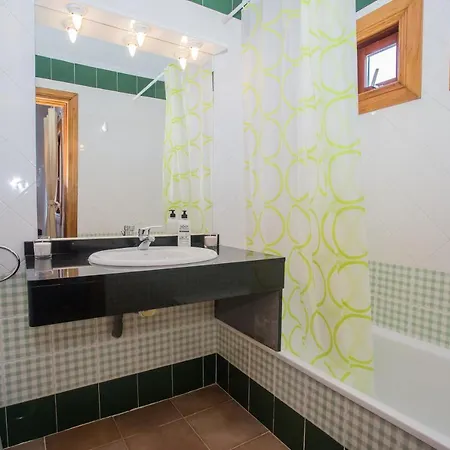 Eslanzarote Caracola, Super Wifi, Sat Tv فيلة *